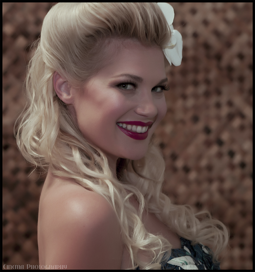 Pin Up